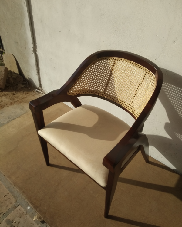 p14 - Image 2